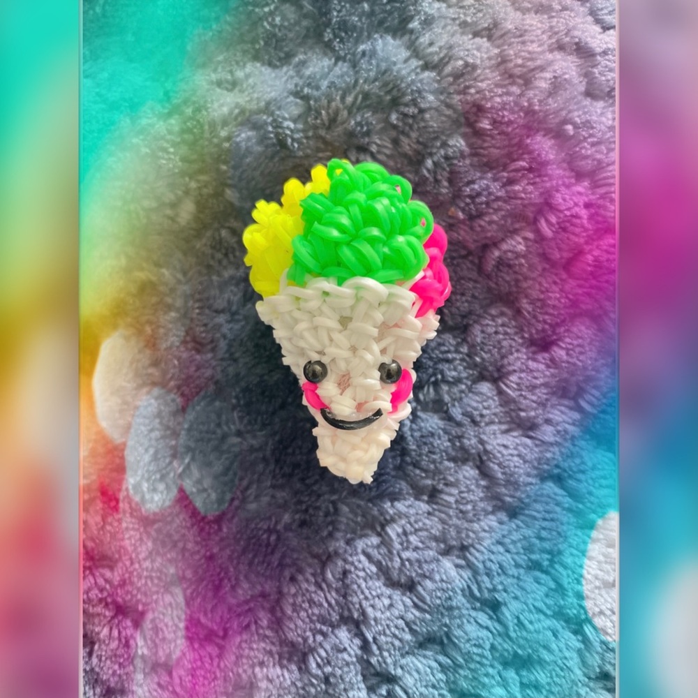 Rainbowloom loomigurumi happy snow cone